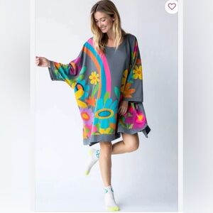 NATURAL LIFE Billie oversized sweatshirt. One Size NWT